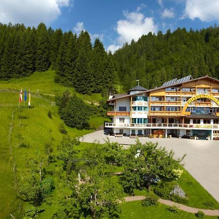 Hotel Talhof Garni&More In Waengle Bei Reutte Eksteriør billede