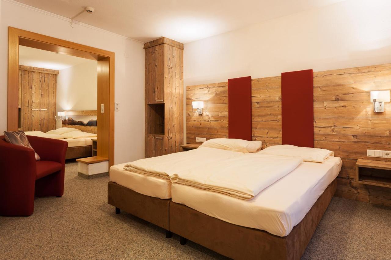 Hotel Talhof Garni&More In Waengle Bei Reutte Eksteriør billede