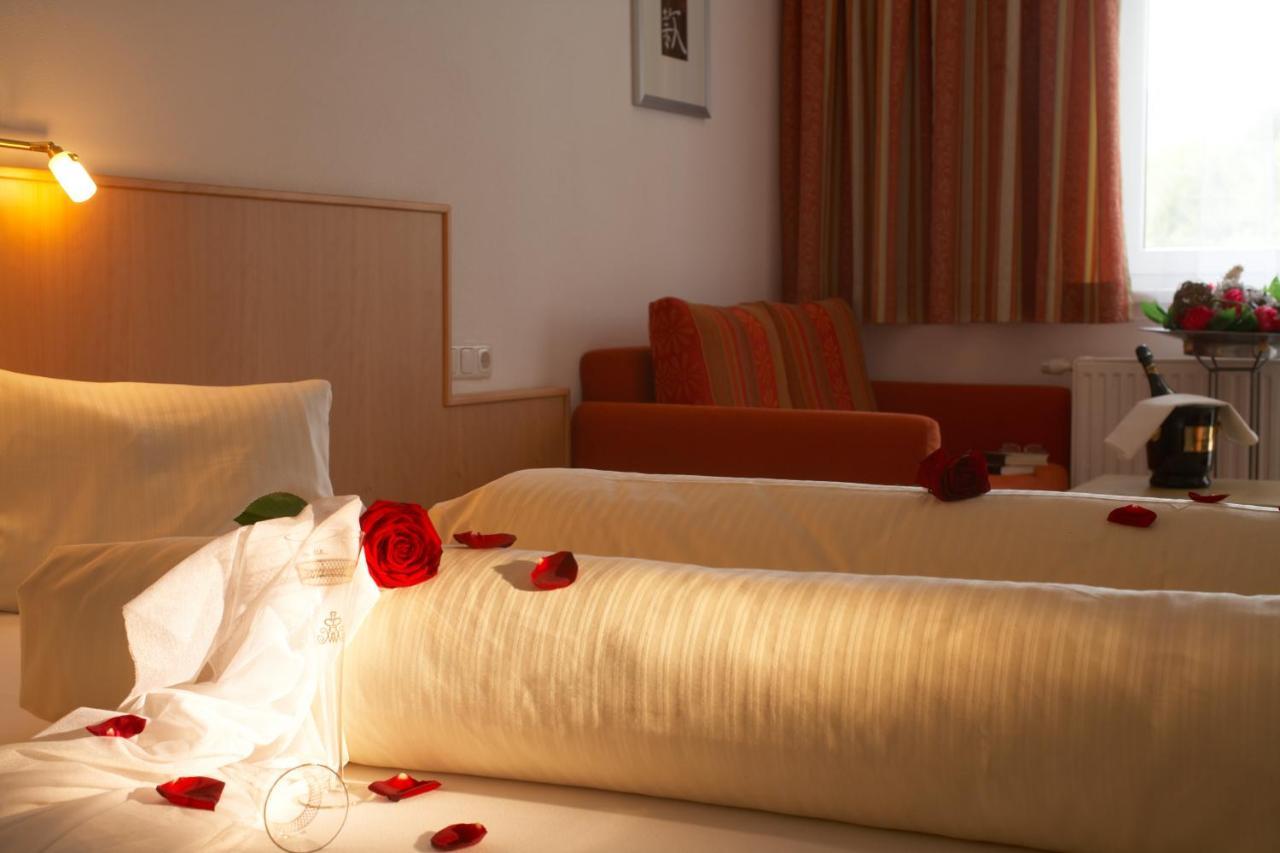 Hotel Talhof Garni&More In Waengle Bei Reutte Eksteriør billede